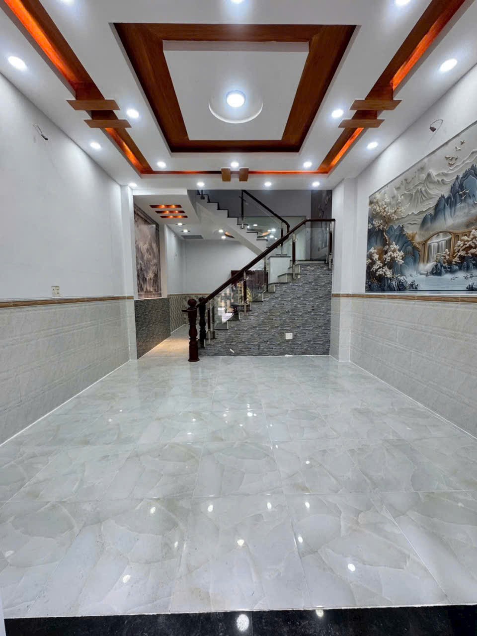 Bán nhà đẹp đồng bộ hẻm Liên Khu 4-5 , Bình Hưng Hòa B ,dt 58,5m2 ,3 lầu, 4pn, 3wc giá 5,58 tỷ 4
