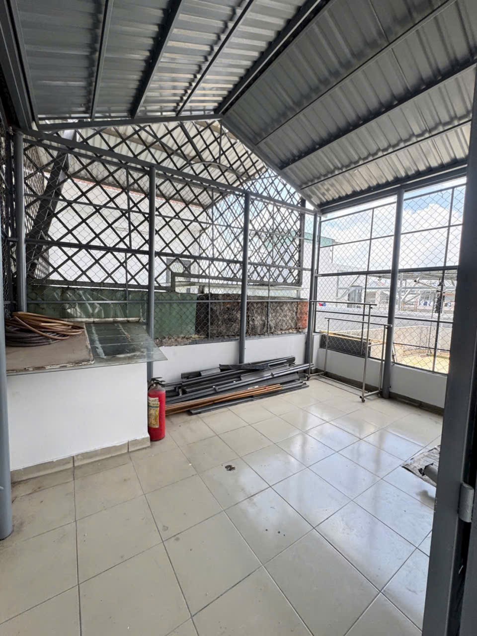Bán nhà đẹp đồng bộ hẻm Liên Khu 4-5 , Bình Hưng Hòa B ,dt 58,5m2 ,3 lầu, 4pn, 3wc giá 5,58 tỷ 15