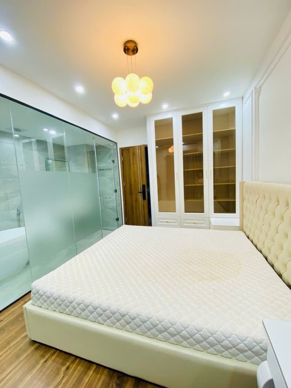 NHÀ ĐẸP PHÚC LỢI   35M² x 5 TẦNG  THANG MÁY  FULL NỘI THẤT  GIÁ 8,X TỶ 4