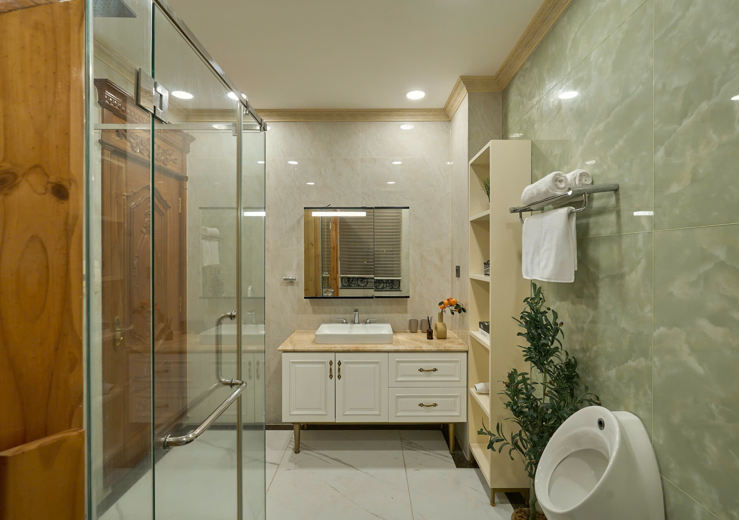 Cho thuê Biệt thự Phường An Phú, Quận 2, Diện tích 200m², Giá 160 Triệu/tháng 2