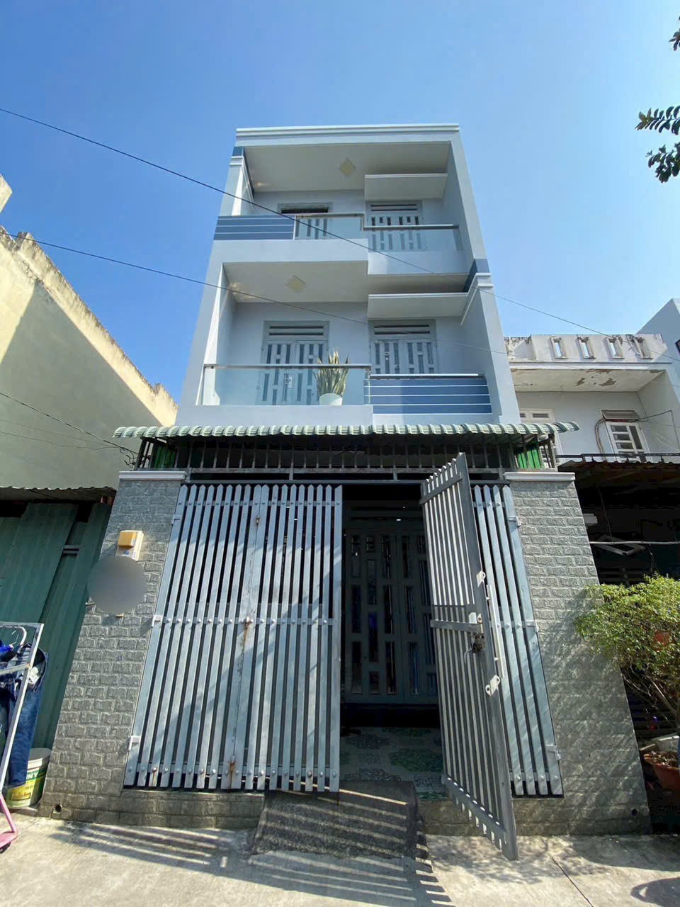 Bán nhà hẻm đường 18, Bình Hưng Hòa dt 77,5m2 ,2 lầu , 3pn,4wc giá 7,1 tỷ