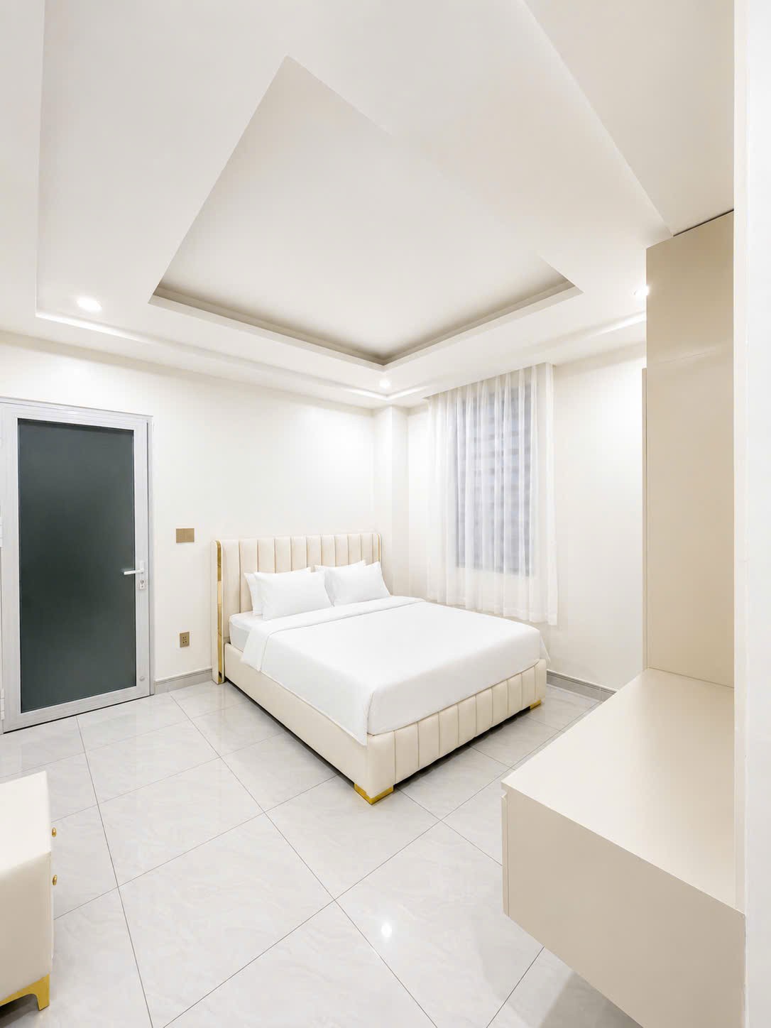 Cho thuê Nhà mặt tiền Phường An Phú, Quận 2, Diện tích 200m², Giá Thương lượng 4