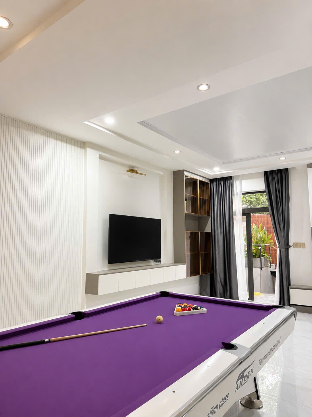 Cho thuê Nhà mặt tiền Phường An Phú, Quận 2, Diện tích 200m², Giá Thương lượng 11