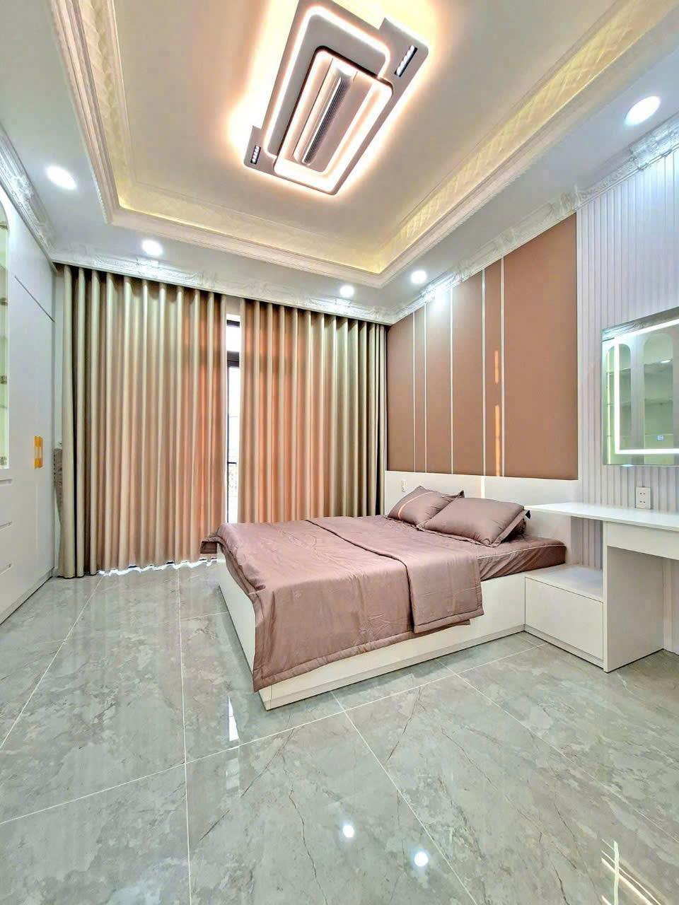 NHÀ TÂN CỔ ĐIỂN, HẺM XE HƠI HUỲNH TẤN PHÁT, 4.2X16M, CHỈ HƠN 8 TỶ 4