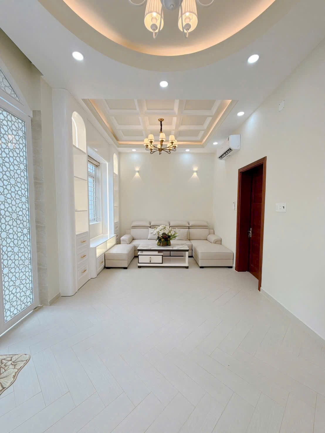 HÀNG NÓNG GIÁ RẺ QUẬN 7 CHỈ NHÌNH 6 TỶ 5