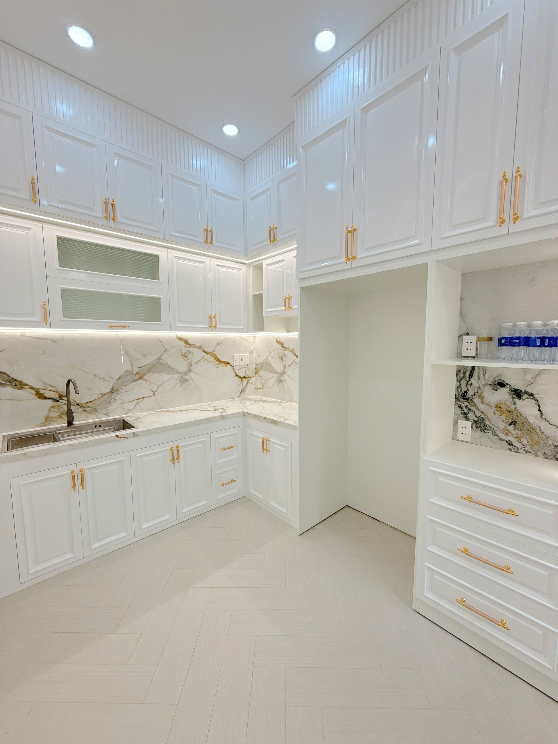 Cần bán Nhà mặt tiền Phường Tân Thuận Tây, Quận 7, Diện tích 58m², Giá 7 Tỷ 8