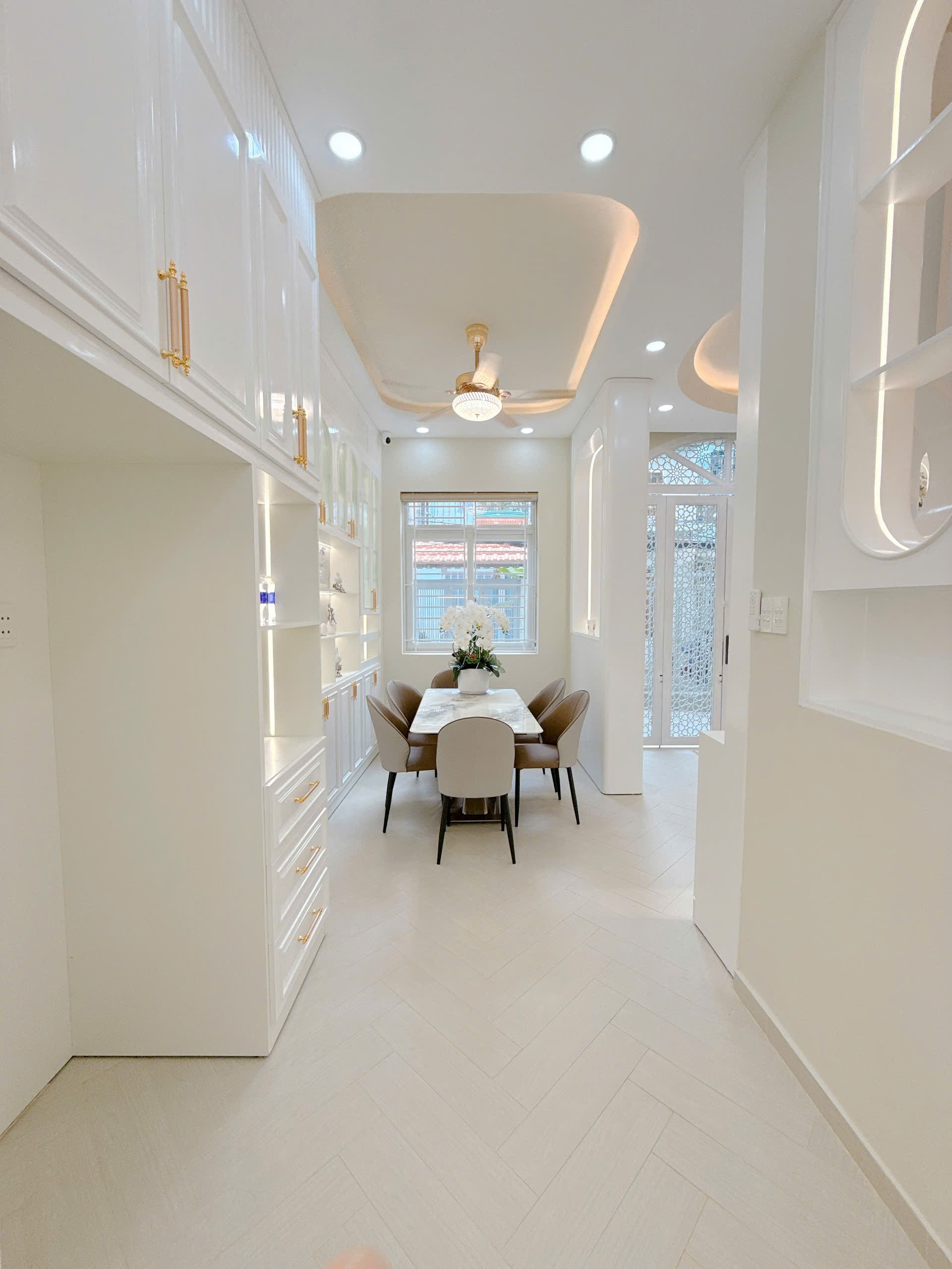 Cần bán Nhà mặt tiền Phường Tân Thuận Tây, Quận 7, Diện tích 58m², Giá 7 Tỷ 9