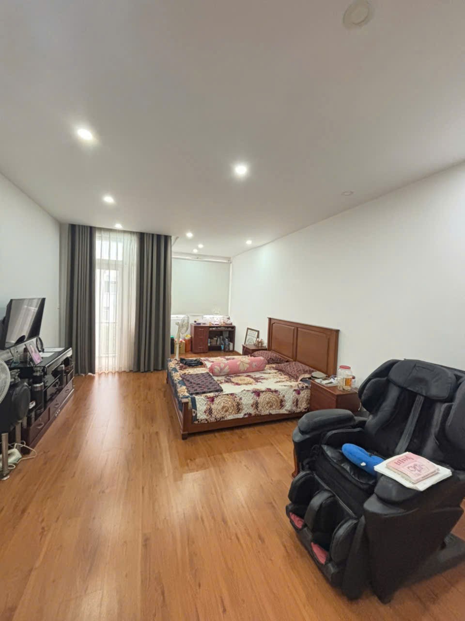 Cần bán Biệt thự Phường Phú Hữu, Quận 9, Diện tích 322m², Giá 45 Tỷ 7