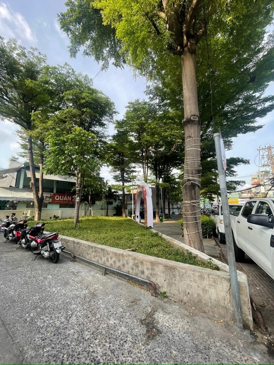BÁN NHÀ MẶT TIỀN Đ.TÔN ĐẢN- NGANG 4,3M2 - THÔNG RA Đ.SỐ VĨNH HỘI- KHÁNH HỘI- HOÀNG DIỆU - GẦN 3