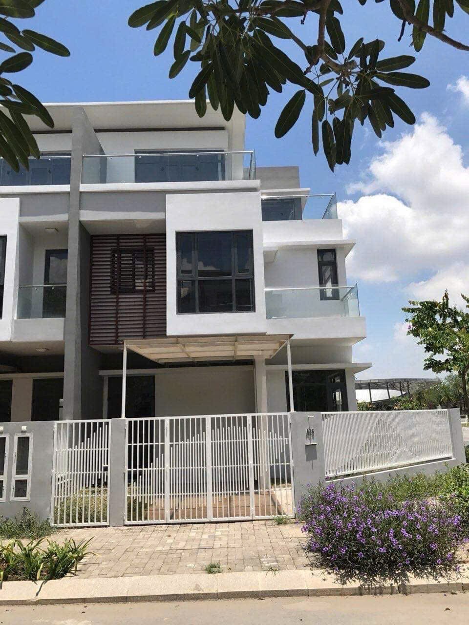 Cần bán Nhà mặt tiền Phường Cát Lái, Quận 2, Diện tích 187m², Giá 24.5 Tỷ 2