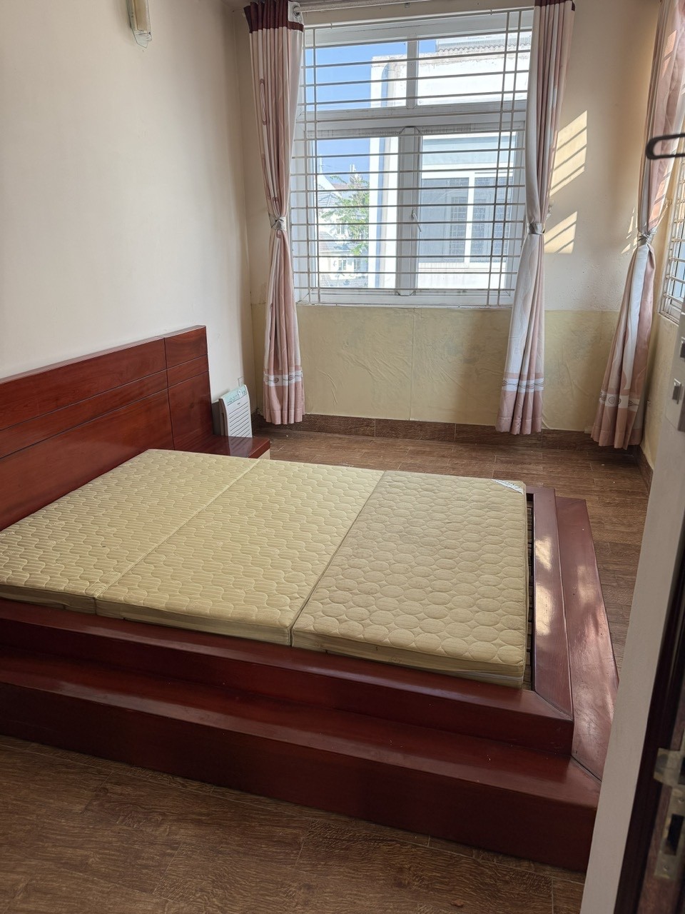 Cần bán Biệt thự Phường Phú Hữu, Quận 9, Diện tích 176m², Giá 25 Triệu/tháng 7