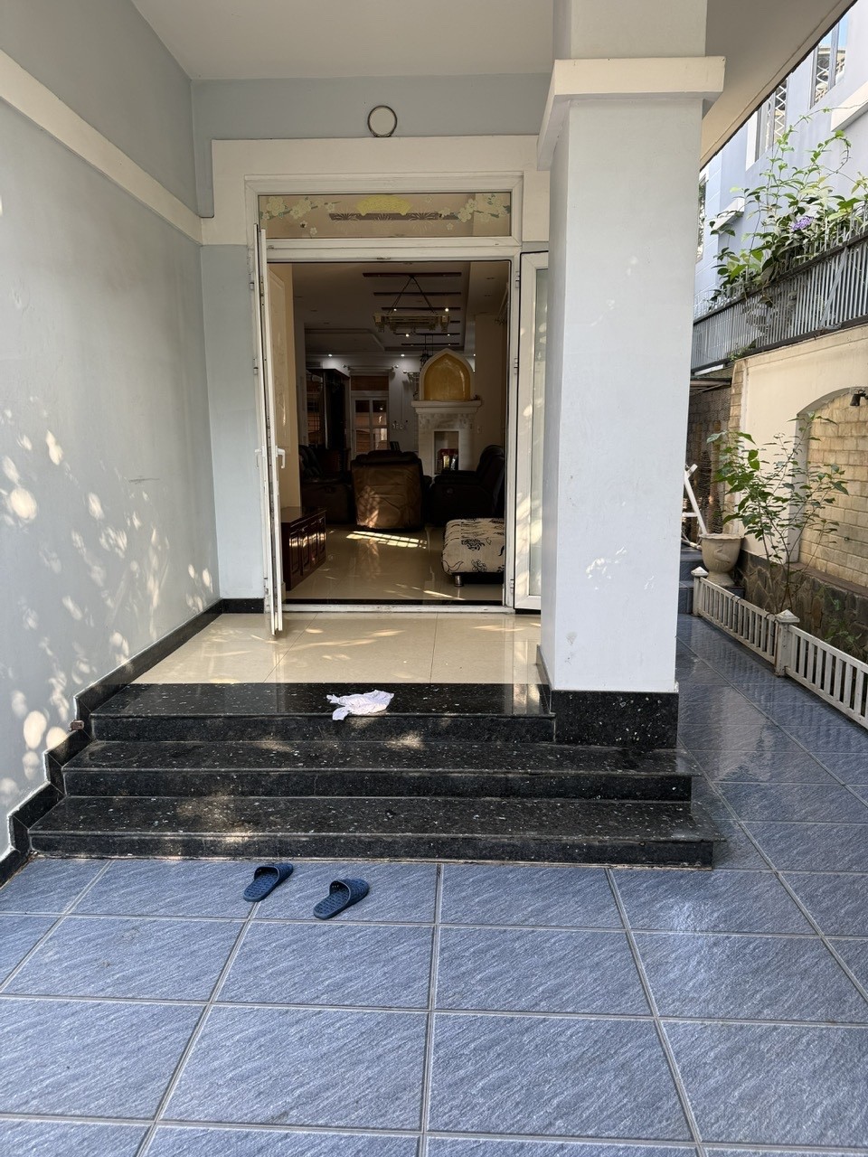 Cần bán Biệt thự Phường Phú Hữu, Quận 9, Diện tích 176m², Giá 25 Triệu/tháng 3