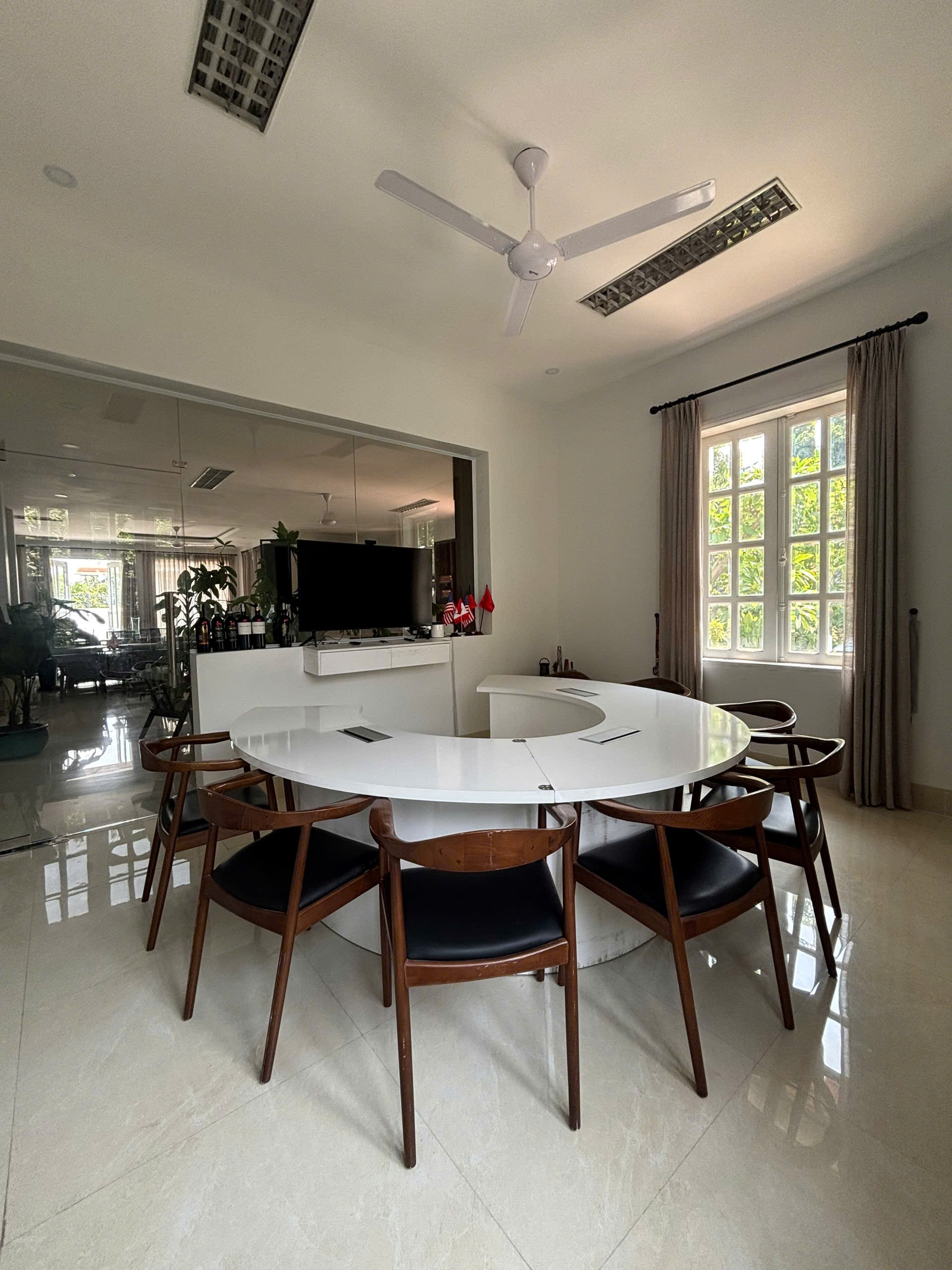 Cho thuê Văn phòng Phường Thảo Điền, Quận 2, Diện tích 100m², Giá 17 Triệu/tháng 2