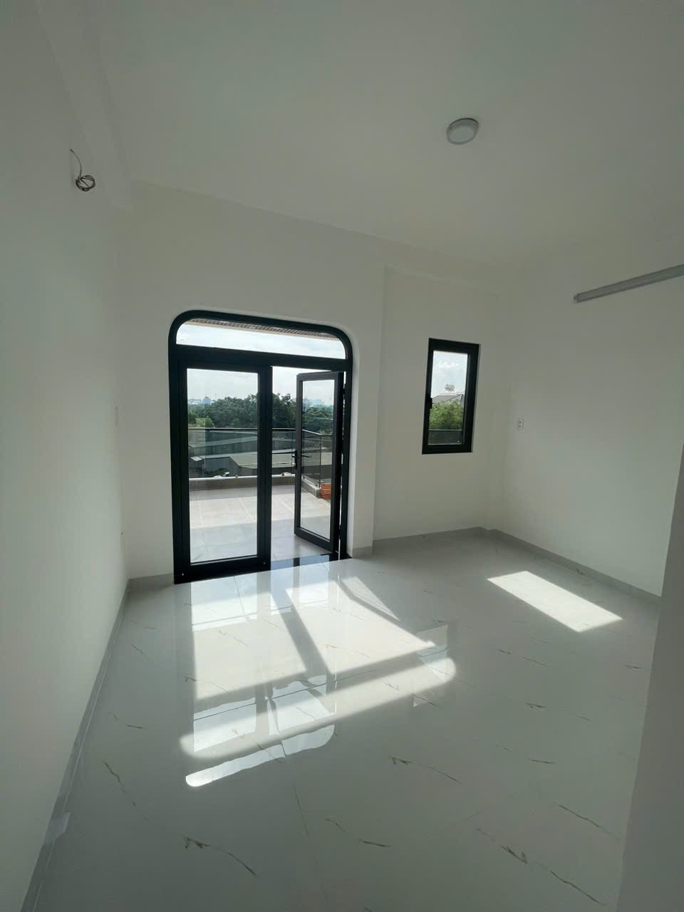 Cần bán Nhà mặt tiền Phường Tăng Nhơn Phú B, Quận 9, Diện tích 65m², Giá 8.6 Tỷ 8