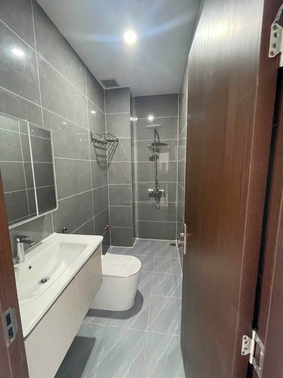 Cần bán Nhà mặt tiền Phường Tăng Nhơn Phú B, Quận 9, Diện tích 65m², Giá 8.6 Tỷ 5