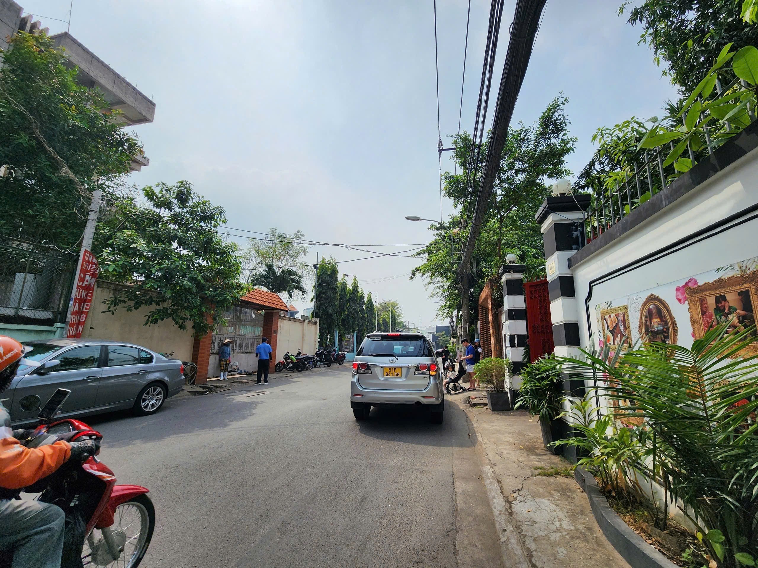 Cho thuê Nhà mặt tiền Phường Thảo Điền, Quận 2, Diện tích 1346m², Giá Thương lượng 5