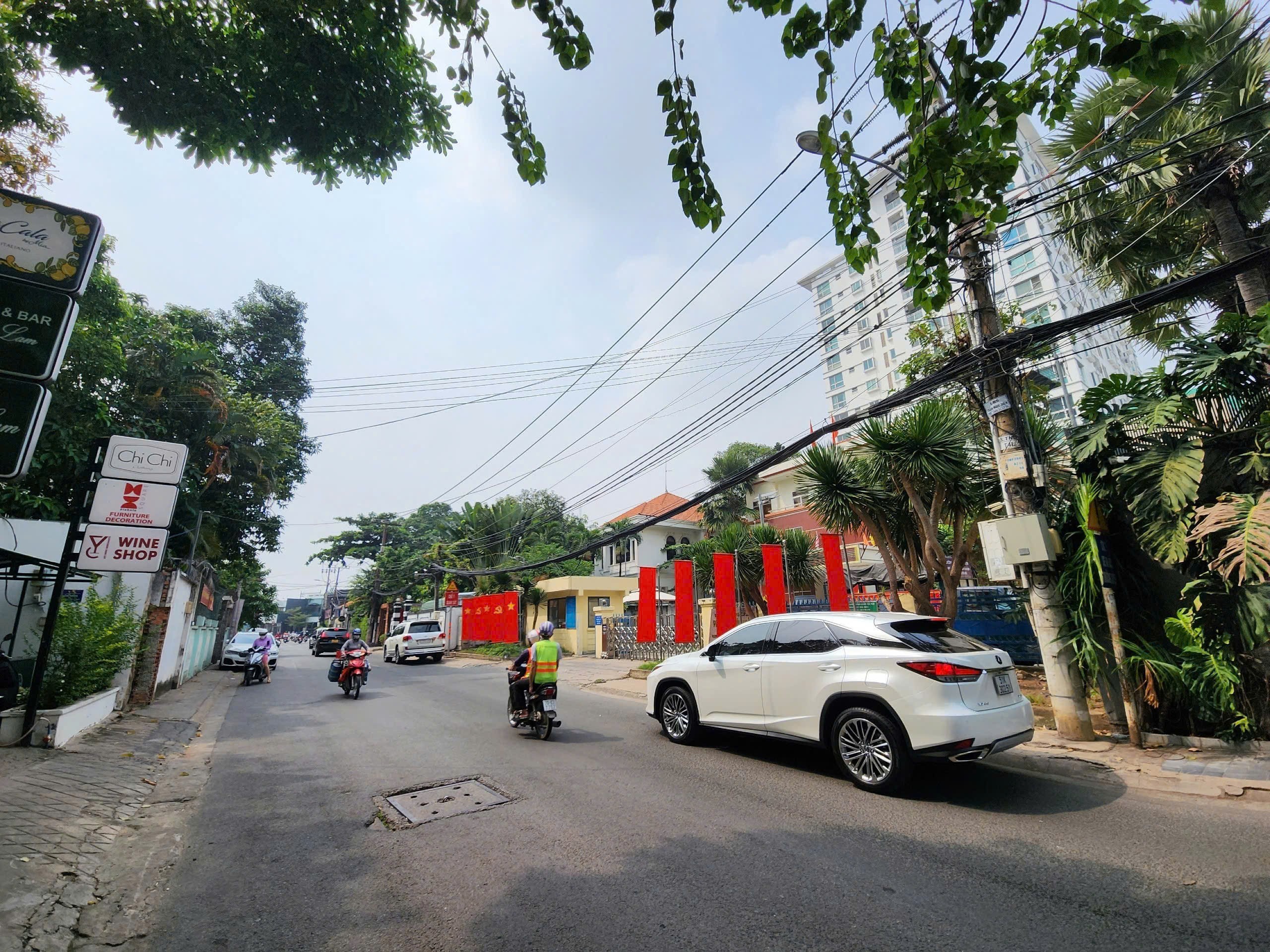 Cho thuê Nhà mặt tiền Phường Thảo Điền, Quận 2, Diện tích 1346m², Giá Thương lượng 7