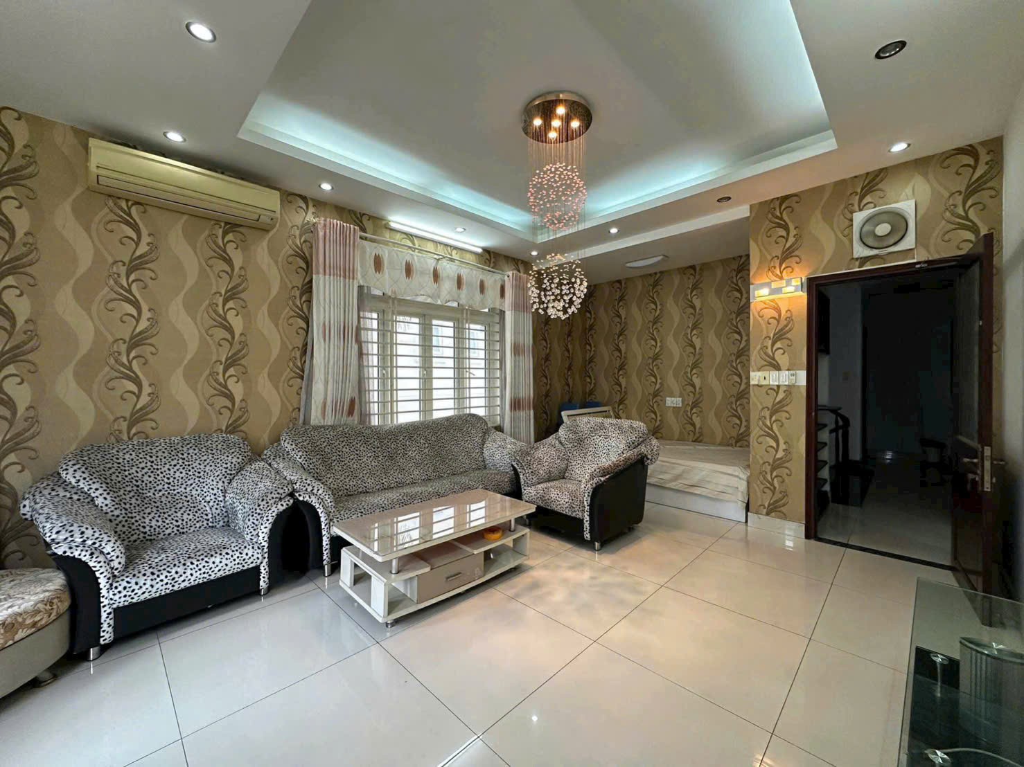Cần bán Biệt thự Phường Tân Hưng, Quận 7, Diện tích 250m², Giá Thương lượng 5