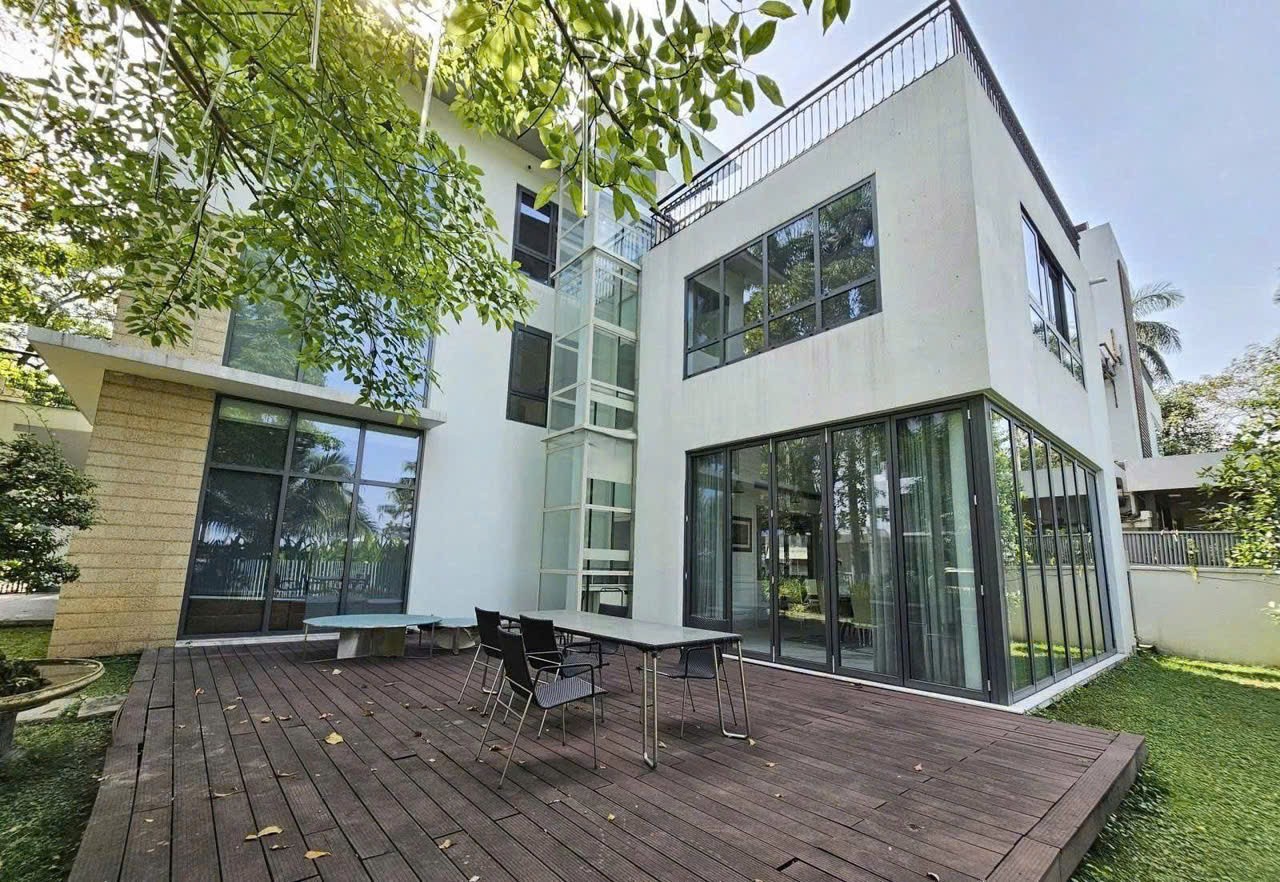 Cho thuê Biệt thự Quận 9, Hồ Chí Minh, Diện tích 550m², Giá Thương lượng 6