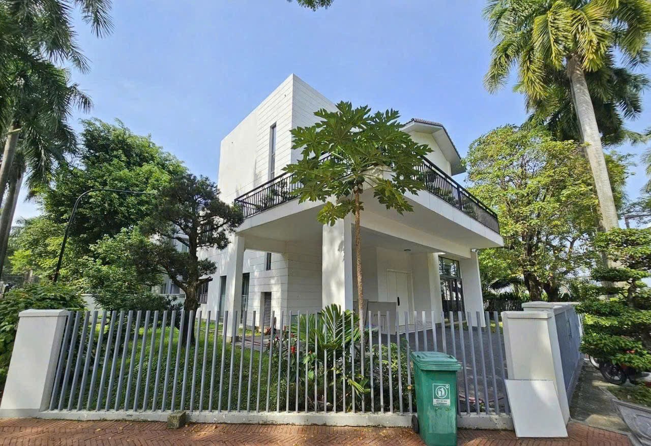Cho thuê Biệt thự Quận 9, Hồ Chí Minh, Diện tích 550m², Giá Thương lượng 7