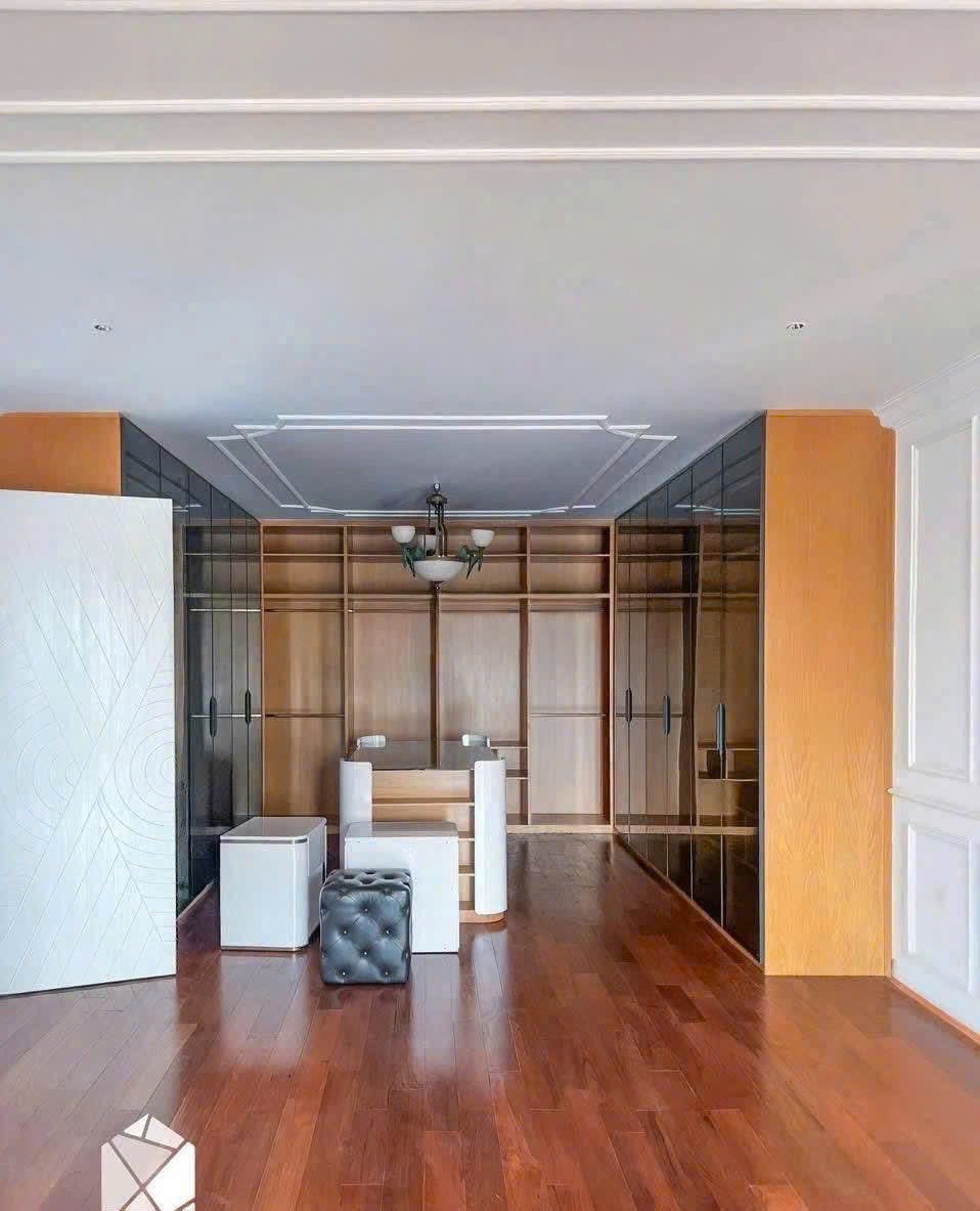 Cho thuê Biệt thự Quận 9, Hồ Chí Minh, Diện tích 550m², Giá Thương lượng 3