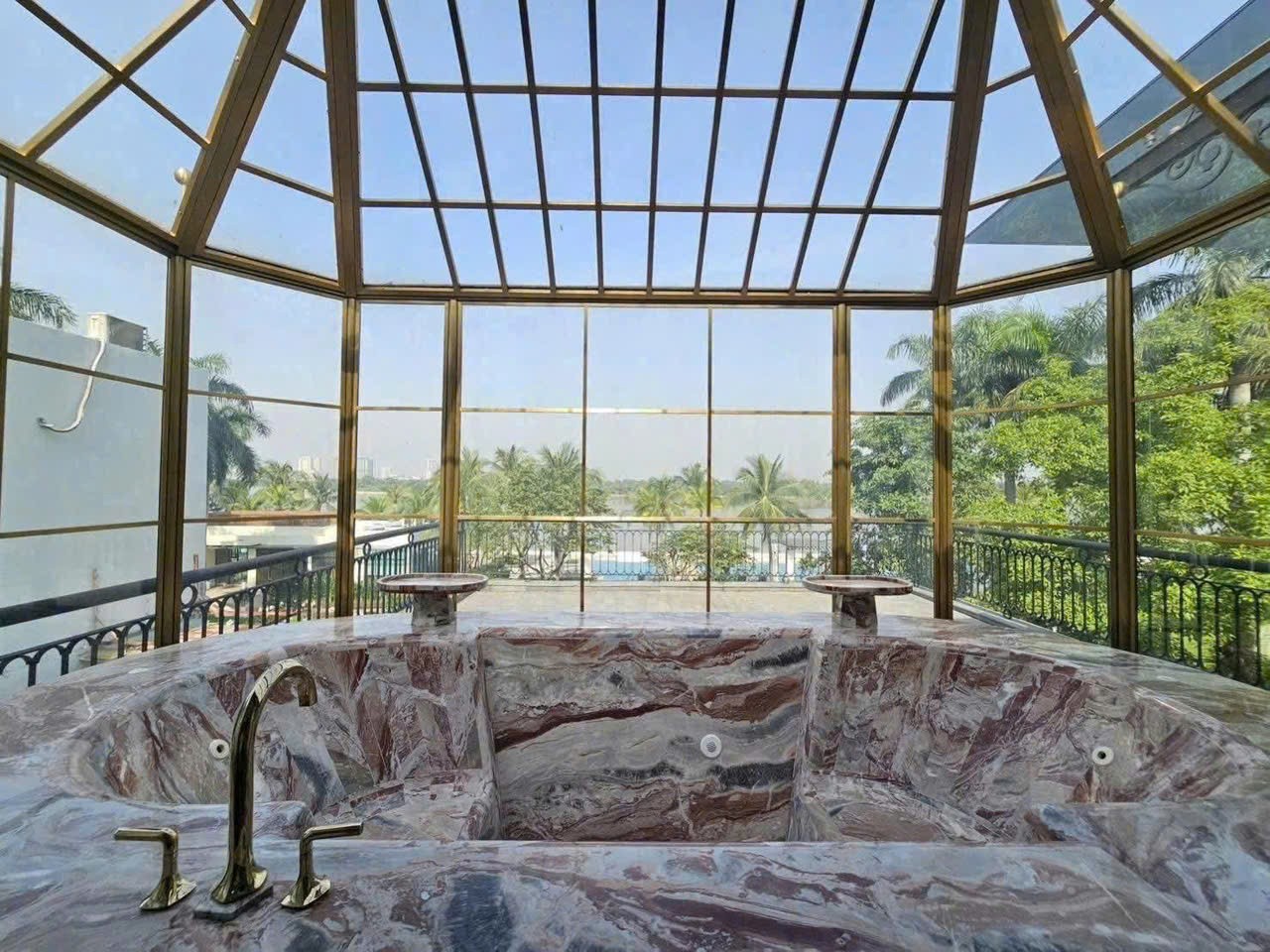 Cho thuê Biệt thự Quận 9, Hồ Chí Minh, Diện tích 550m², Giá Thương lượng 9