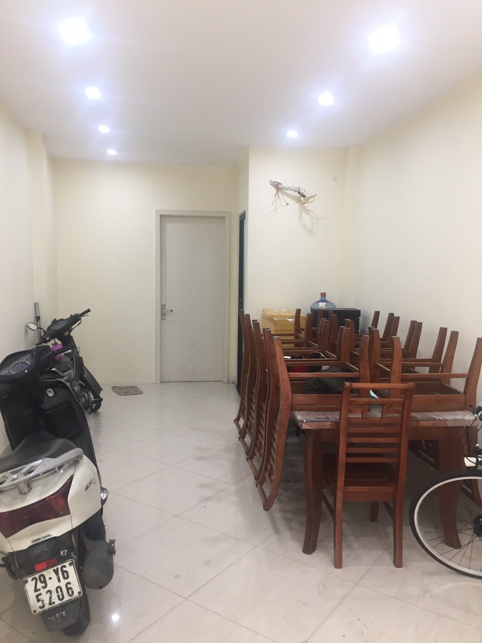 Cho thuê Cửa hàng - Kiot - Mặt bằng đường Đội Cấn, Phường Ngọc Hà, Diện tích 36m², Giá Thương lượng 3