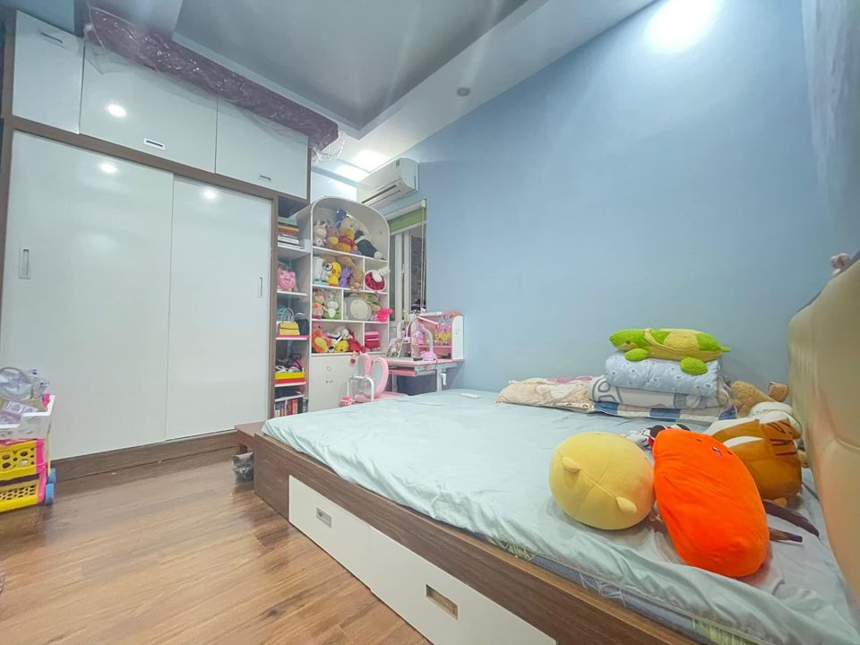 Cần bán Căn hộ chung cư đường Văn Phú, Phường Kiến Hưng, Diện tích 63m², Giá Thương lượng 3