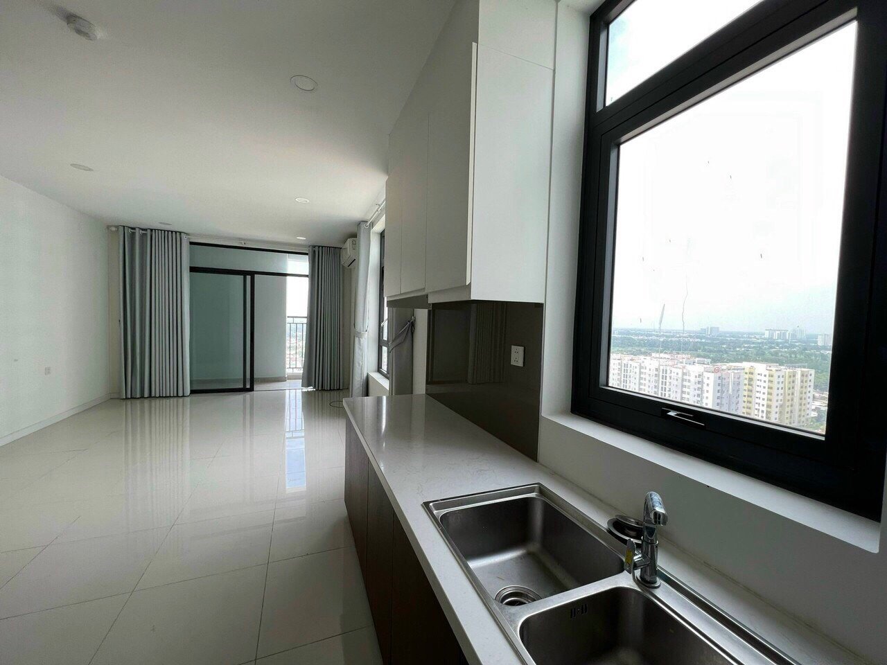 Cho thuê Căn hộ chung cư dự án Central Premium, Diện tích 35m², Giá Thương lượng 1