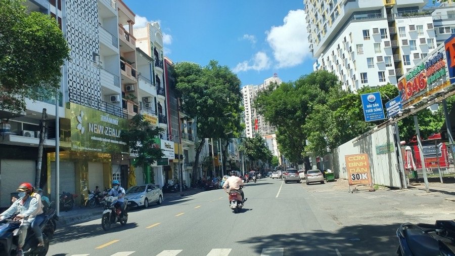 Bán nhà HXH Cao Thắng, Quận 10, 55m2, 5 tầng 7PN, giá rẻ 3