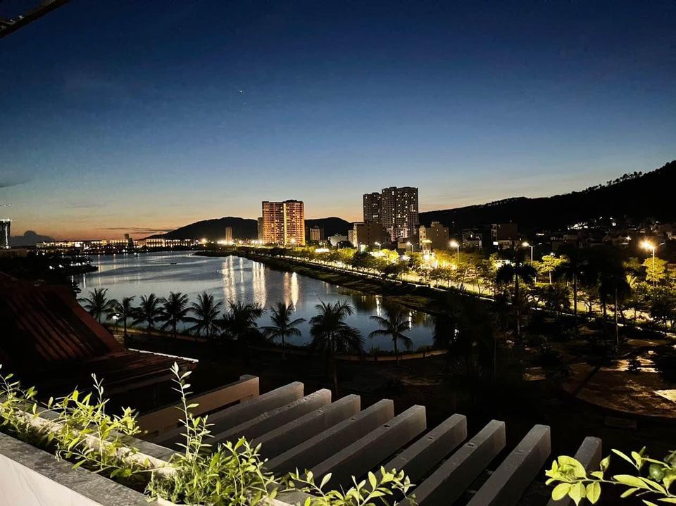 Chính chủ cần bán căn Liền Kề 4 tầng View Hồ KĐT Marine Plaza Hạ Long 4