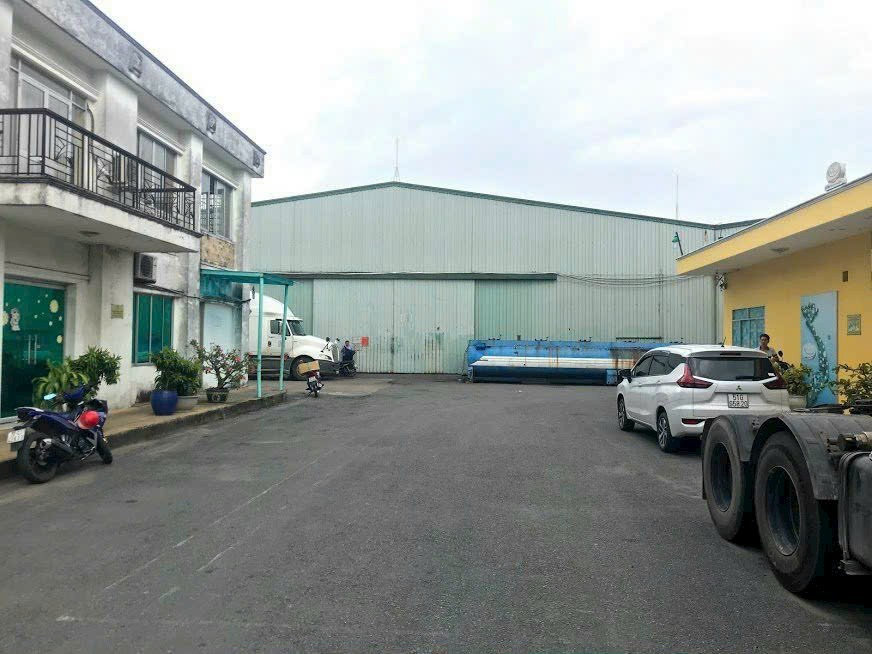 Nhà xưởng khu công nghiệp Tân Bình dt 10.000m2 giá 250 tỷ 1