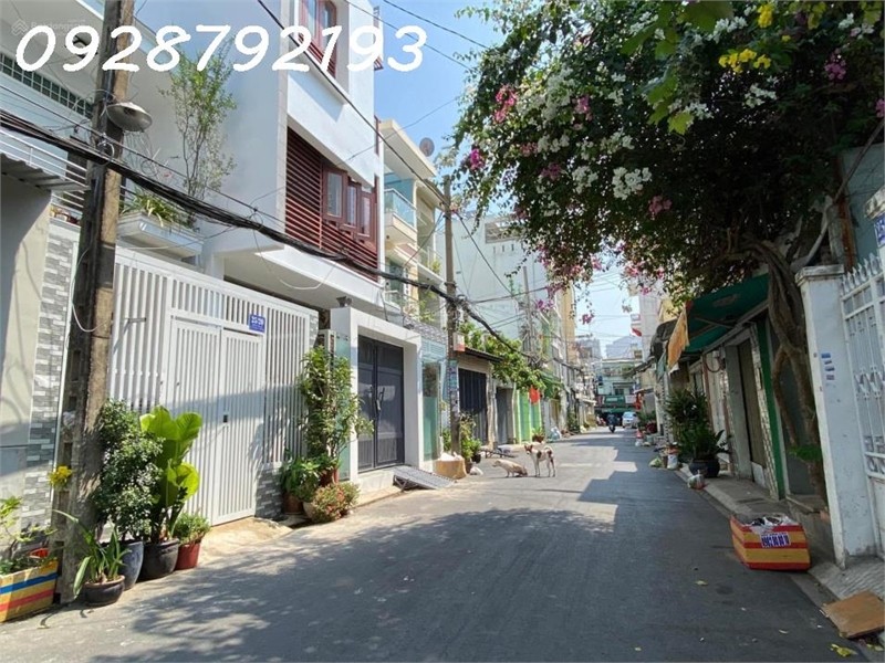 BÁN NHÀ HXH Phú Thọ Hòa - Tân Phú Giá Chỉ 6 Tỷ - 61m², SHR, vị trí vàng 3