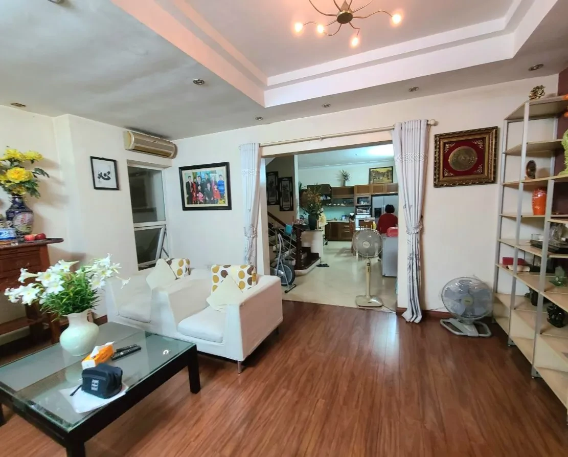 Bán nhà 8 tầng phố Nguỵ Như Kon Tum, 135m2, mặt tiền 6m