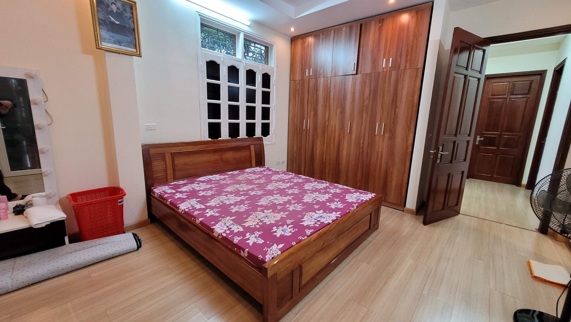 Bán nhà dân xây Khương Hạ- cách ô tô 20m- Nhà cao cửa rộng- Gỗ Lim- 40m2 2