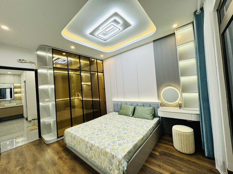Bán nhà ngõ 29 Khương Hạ- Nhà đẹp 5 tầng- Full nội thất- Ở ngay- 35m2