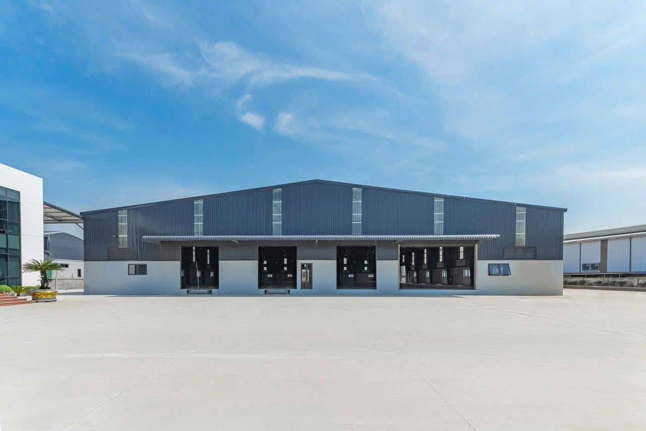 CHO THUÊ KHO, XƯỞNG MỚI XD TẠI ĐT379 TÂN TIẾN. VĂN GIANG. HƯNG YÊN