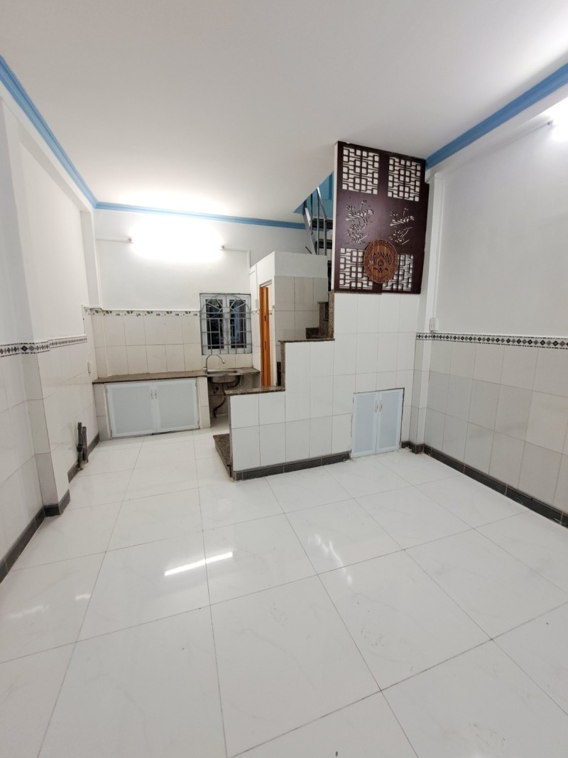 ÂU CƠ - TÂN PHÚ - 20M2 - 3 TẦNG 2PN 2WC - GIÁ 2.75 TỶ
