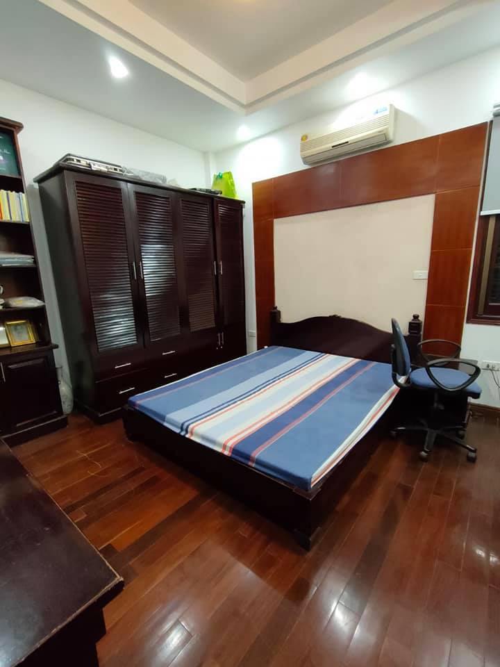 NHÀ TRẦN THÁI TÔNG – 33m2 x 4 TẦNG – GẦN HV BÁO CHÍ - GIÁ CHỈ 6 TỶ 2