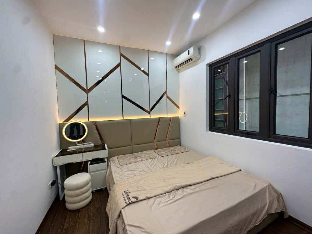 Mai Động, Hoàng Mai, Nhà 5 Tầng 3 Ngủ Nội Thất Xịn Mịn, Chào 5,1 Tỷ 2