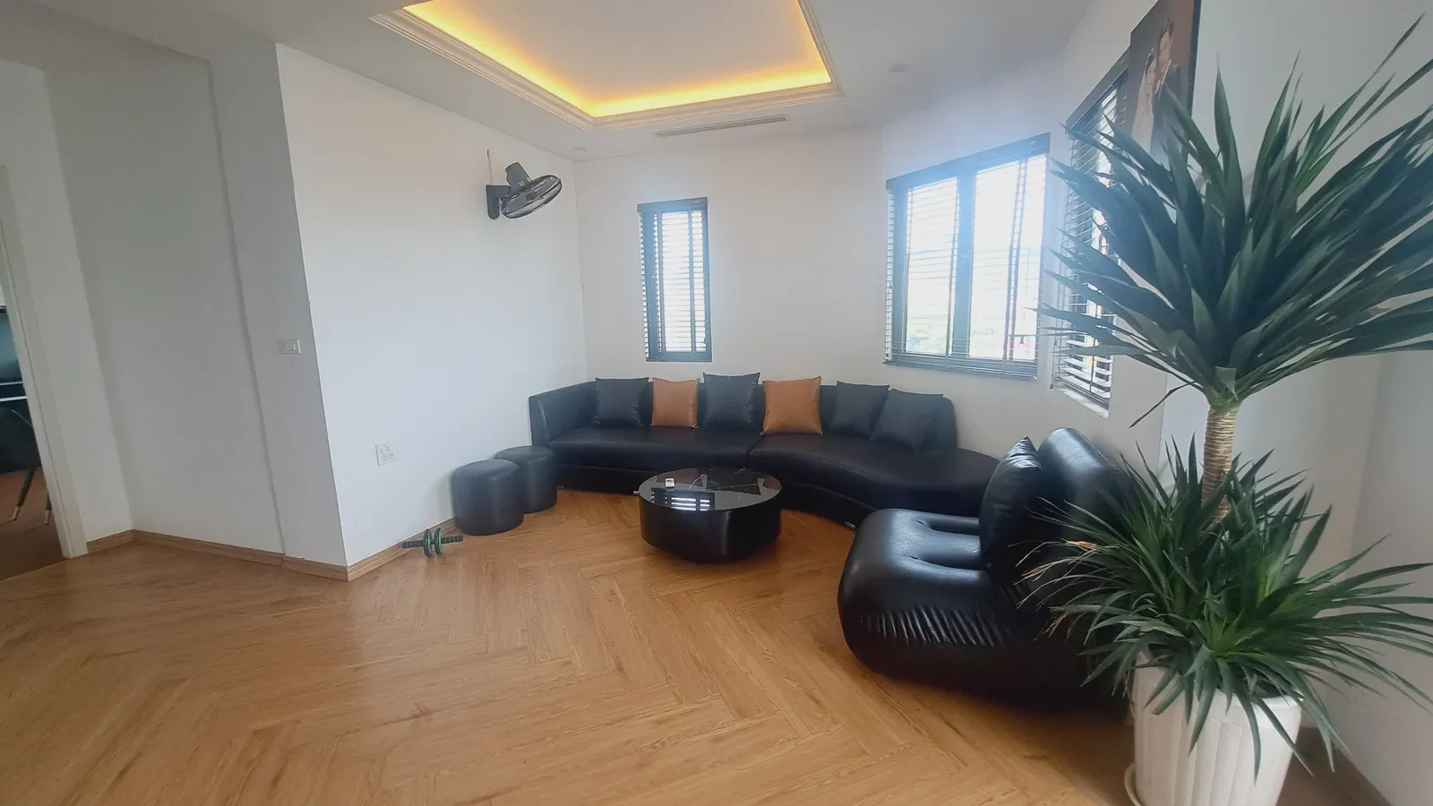 BÁN GẤP NHÀ 39m giá 5,9 tỷ PHỐ TRIỀU KHÚC THANH TRÌ 2