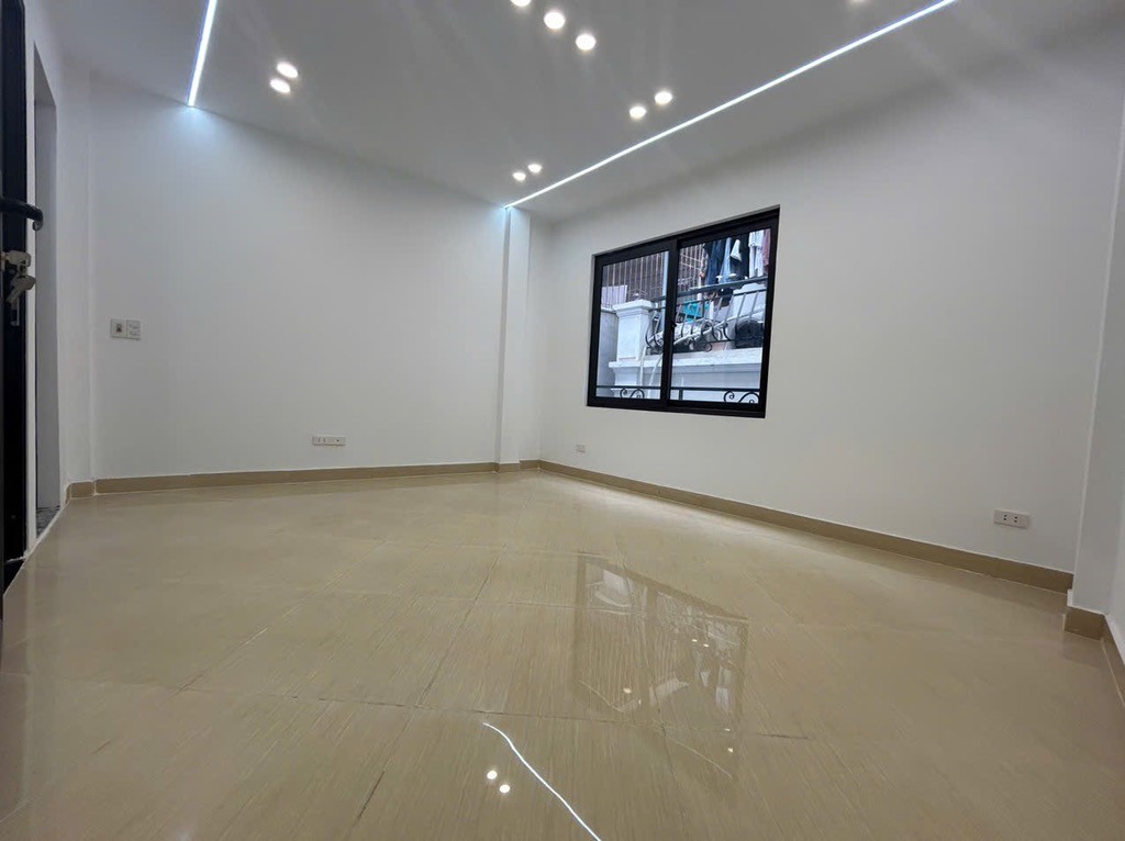 Nhà đẹp Quan Nhân, 53x6T, ngõ rộng, TK nội thất đẹp. Giá 11.92  tỷ 2