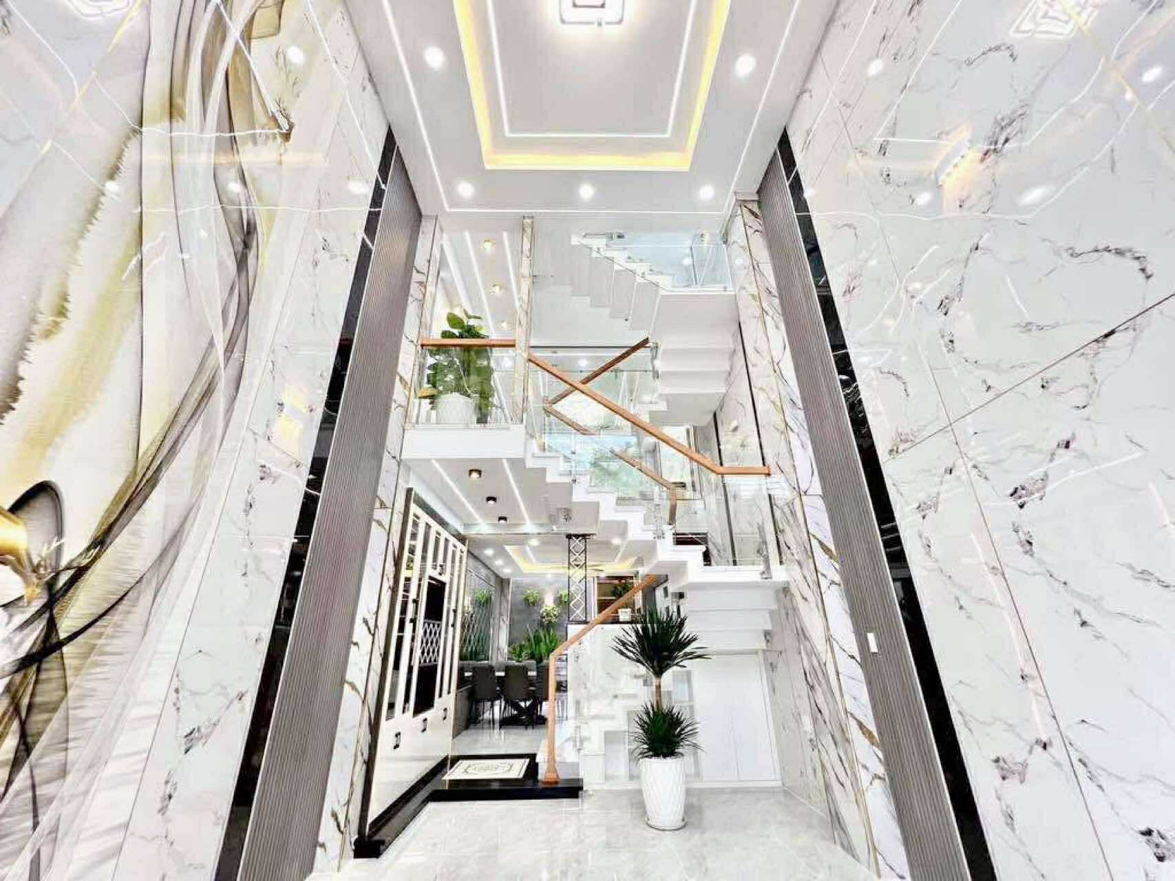 Nhà mới full nt 54m2-5tang Bùi Văn Ngữ Q12, đường 10m ,gần Ngã 3 Đông Quang, 7 tỷ nhỉnh 0932030061 2