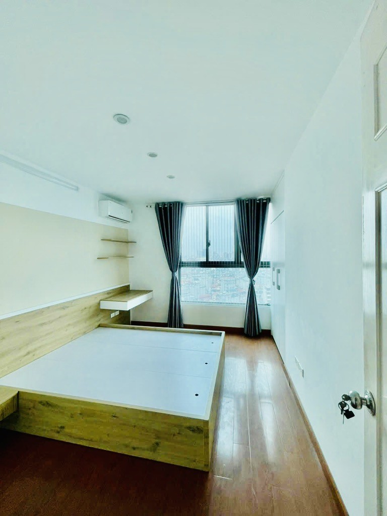 CC VNT Tower 19 Nguyễn Trãi 109m2, 3N2VS, full nội thất cao cấp. Nhỉnh 8 tỷ 2