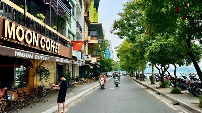 Bán Đất Vàng Phố Nhật Chiêu - 160m², Mặt Tiền 12m, Chỉ 82 Tỷ - View Hồ Tây Cực Phẩm!