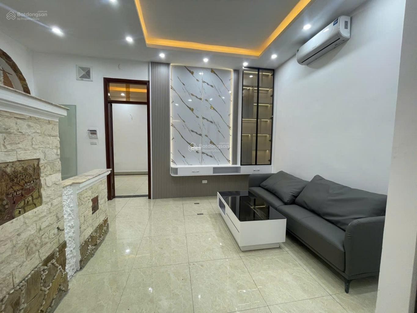 BÁN NHÀ KHƯƠNG TRUNG, 15M RA Ô TÔ, DT 54M2, MT 5.6M. GIÁ 8 TỶ 2