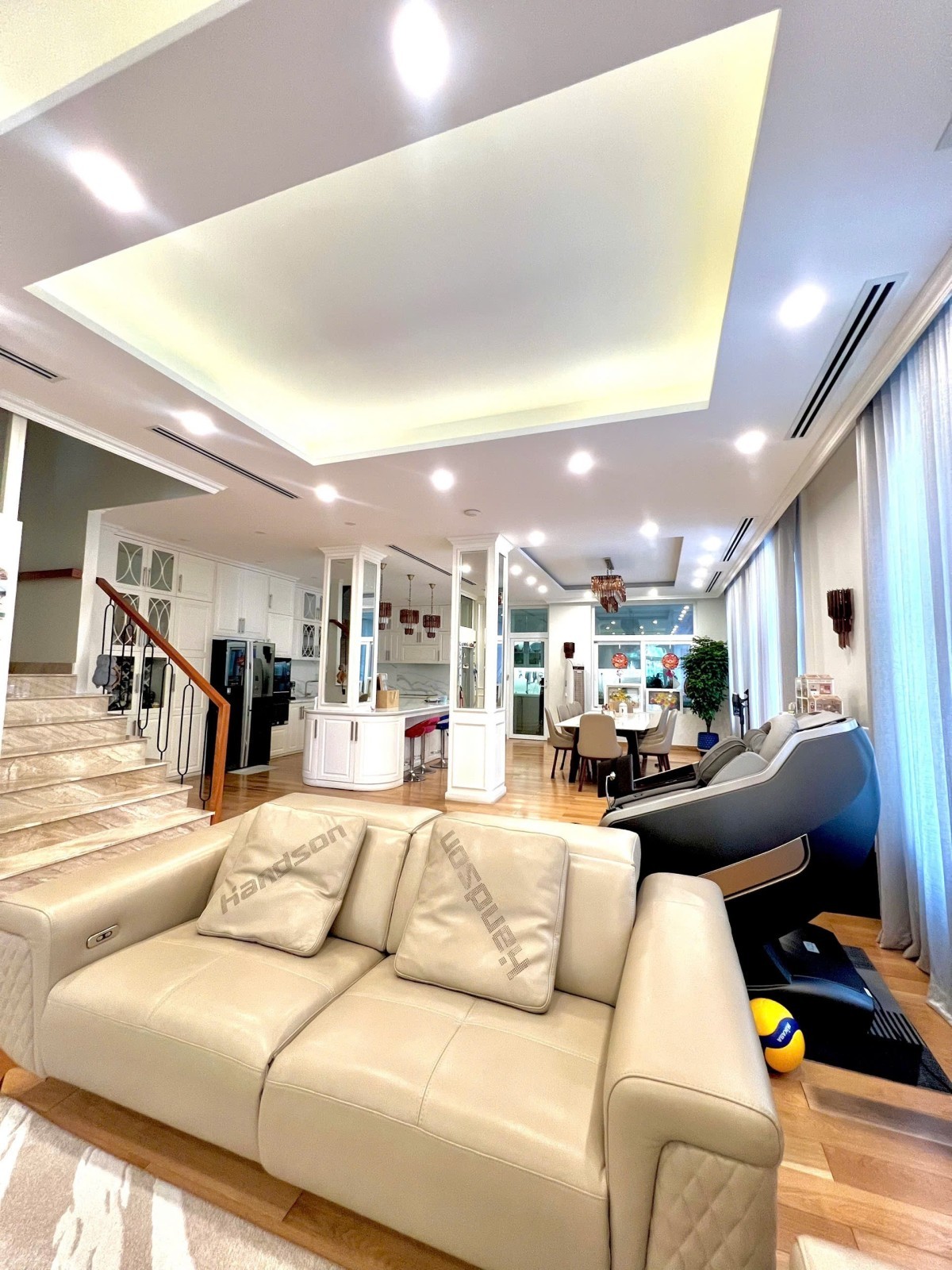 VILLA 2 MẶT TIỀN 175m2. NGANG 8m - 6 PN, 4 TẦNG THANG MÁY - 68 TỶ 2