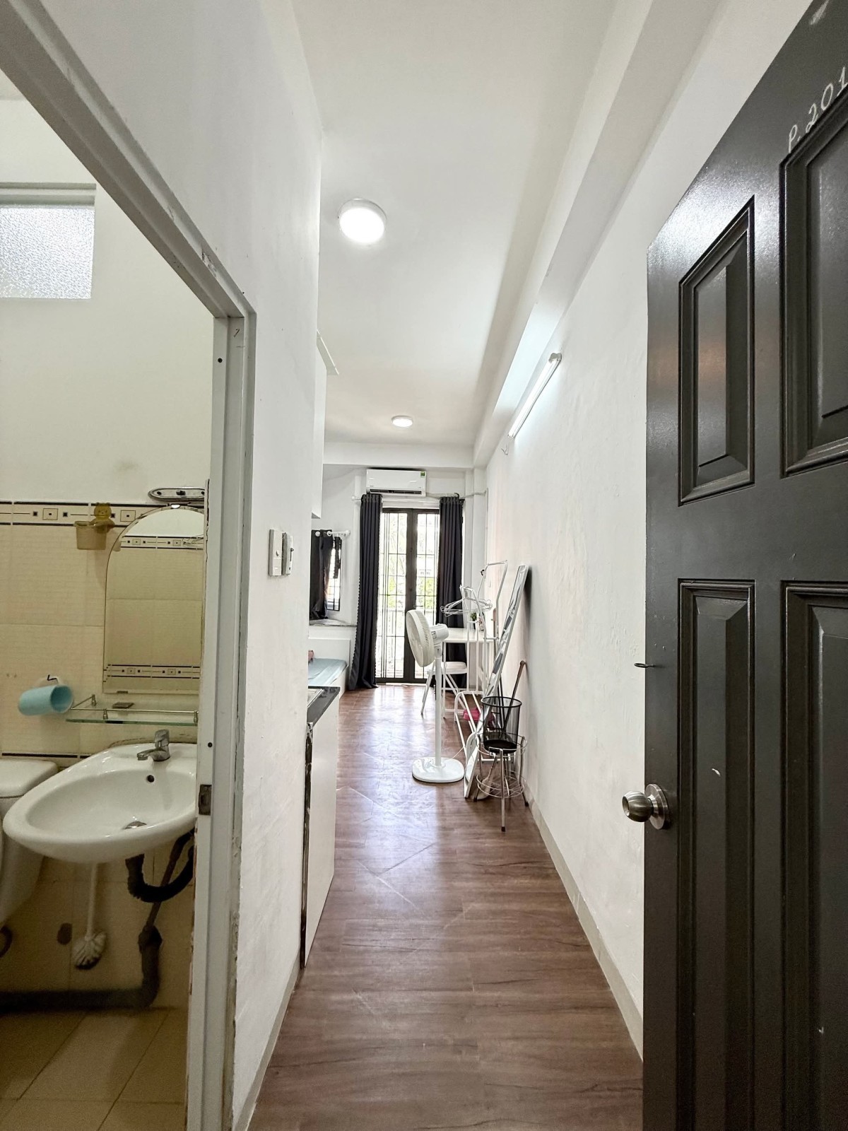 CHDV PHÚ NHUẬN 4 TẦNG 7 PHÒNG - DÒNG TIỀN 5.3%/NĂM - 9 TỶ 4