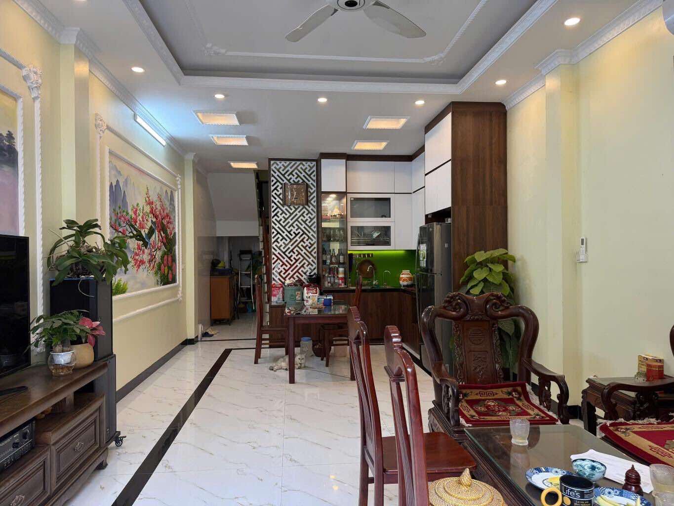 Minh Khai - Nhà Đẹp Ở Luôn, Mới Kính Koong, 45m - 9 Tỷ