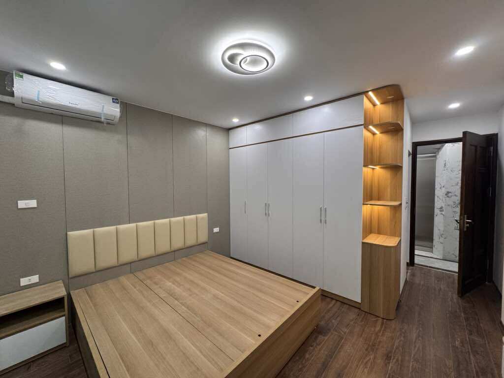 TT Hai Bà Trưng, Nhà 5 Tầng Thang Máy Mới Tinh, Lô Góc , Full Nội Thất Nhỉnh 8 Tỷ 3